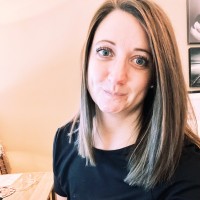 Sara Smith, Phr