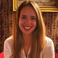 Dr Yulia Glennie