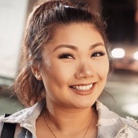 Kelly Hoang