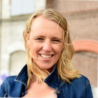 Angela Van Der Veen