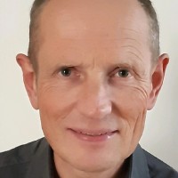Dr. Peter Moormann