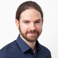 Dr. Aris Roukounakis