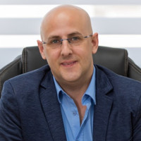 Zackie Mena, CPA צחי מנע, רו