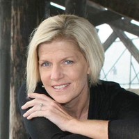 Mary Jo Arteaga