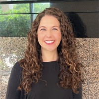 Julia Nenow