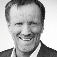Dr. Gregor Schumann