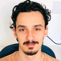 Leonardo Oi