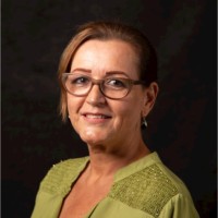 Elsa V Castillo