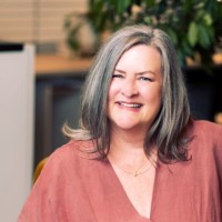 Laura Kummer, Ncidq, Iida