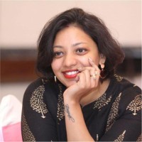 Ayisha R Wadhwa