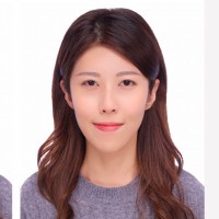 劉芸均