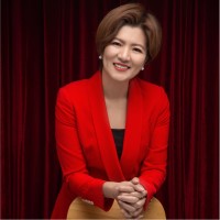 Elaine Qi