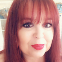 Lesley David