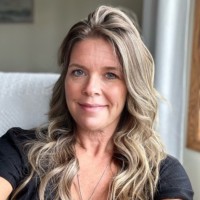 Krista Peet