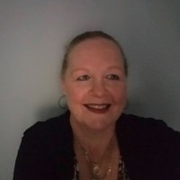 Sandy Hirst