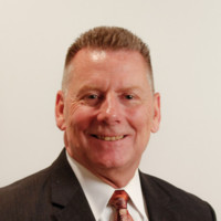 Richard W Strowe