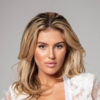 Chloe Leonik