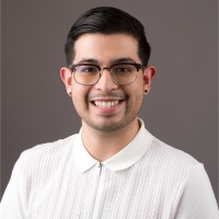 Luis E Cruz