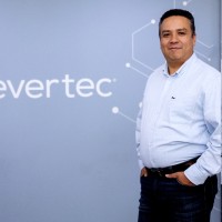 Alexander Bravo Medina
