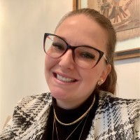 Aline Rúbia Schneider Theiss