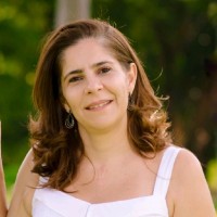 Helen Santos