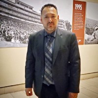Robert Estrada