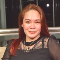 Kat M.