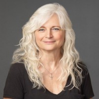 Carol Steele
