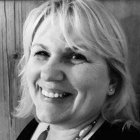 Dr Alison Halford