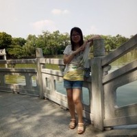 Vicky Lee