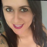 Karina Lovizi dos Santos