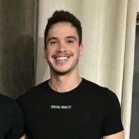 Henrique Oliveira Lara