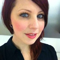Angela Holmes