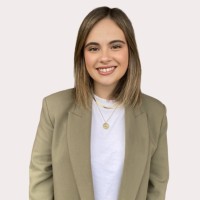 María Gabiña Aguirrebeña ≡ Community Manager