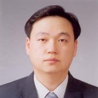 Stephen Yoo