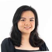 Claudia Tan