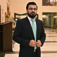 Omer Sharif, Acca