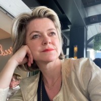 Vicky H Gillissen