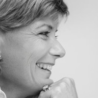 Yvonne Molenschot
