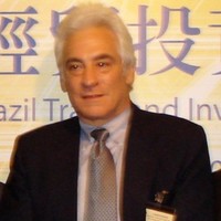 Robert Grant