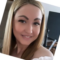Lauren E.