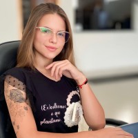 Ana Carolina Meneghetti