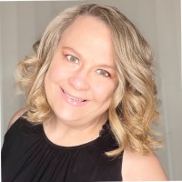 Lynnette Moore, PHR