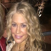 Julie Robertson