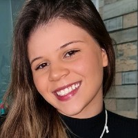 Fabricia Cabral
