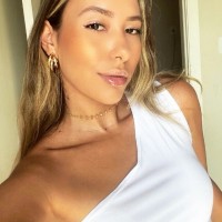 Isabela M.