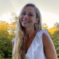 Alicia Keast