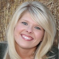Kelly Collins, Cmca