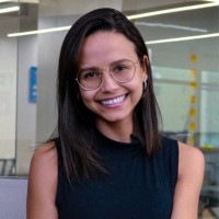 Júlia G. A. Gomes