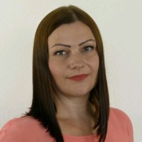 Claudia Jung